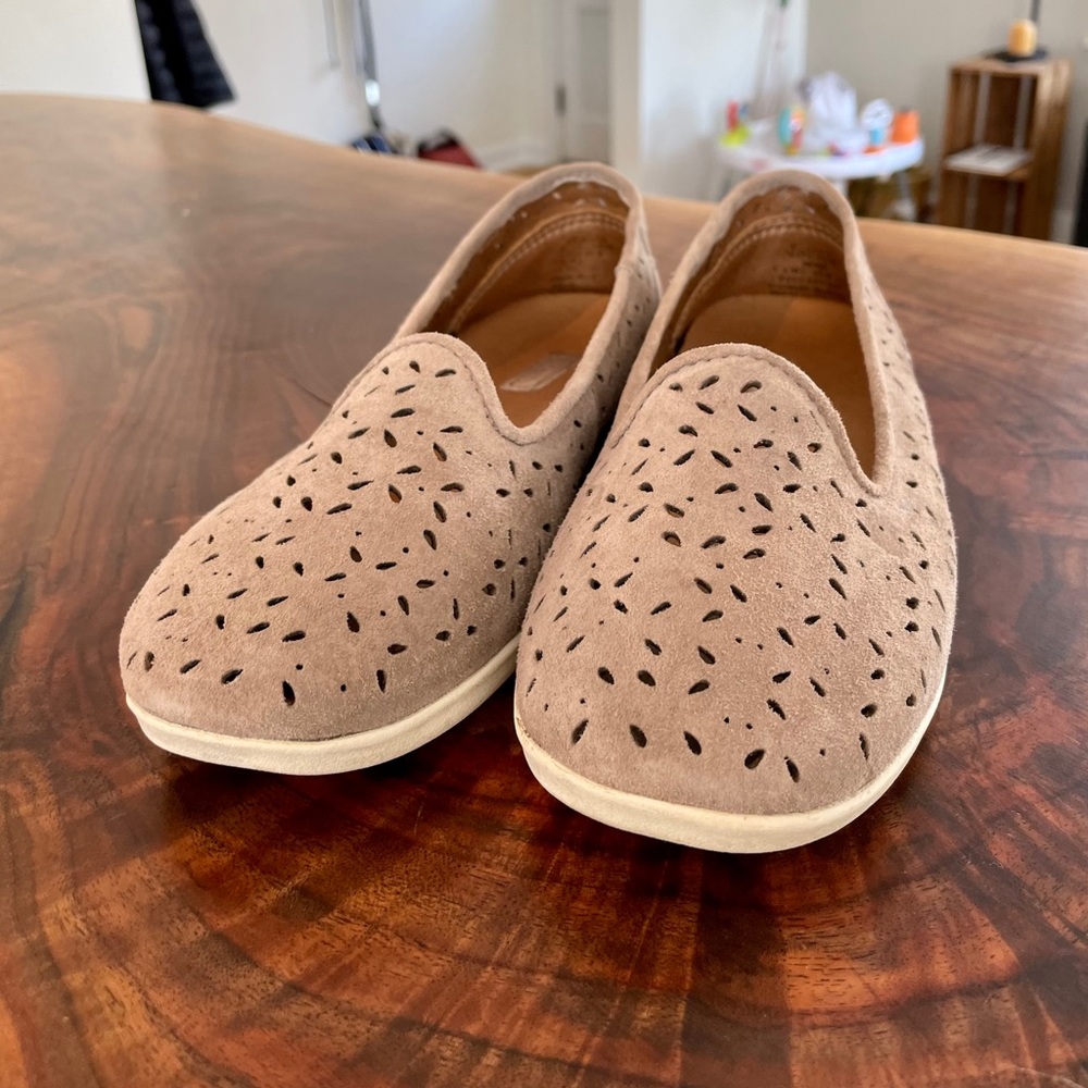 OluKai Momi Ballet Flat